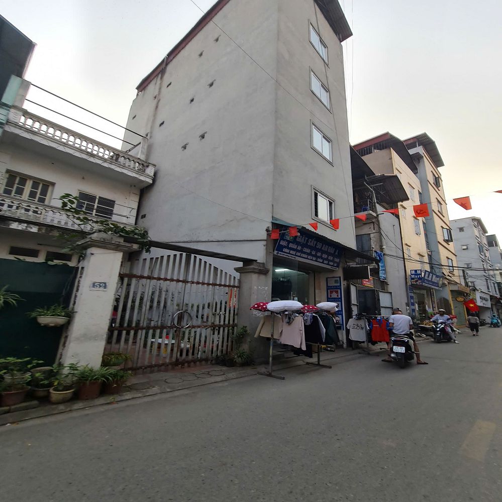 Lô góc ô tô thông, vào nhà tại Trung tâm Trâu Quỳ, Gia Lâm. 41m2. Giá tốt, - Ảnh 1